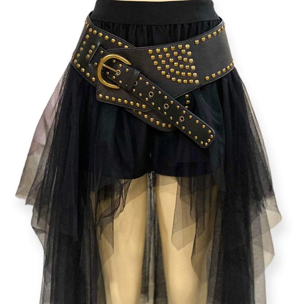 Black WideāStudded Leather Belt Waist Cinch Belt Antique Gold Buckle NWT